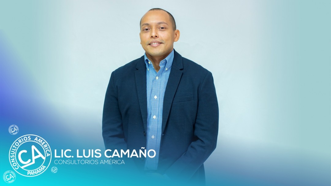 Lic. Luis Camaño